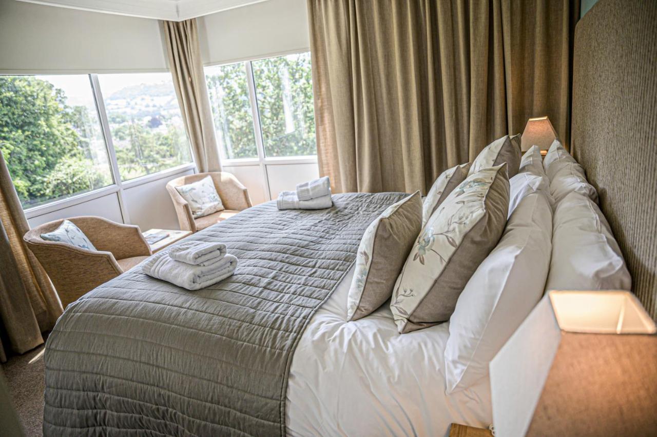 קריקהוול The Manor Hotel מראה חיצוני תמונה
