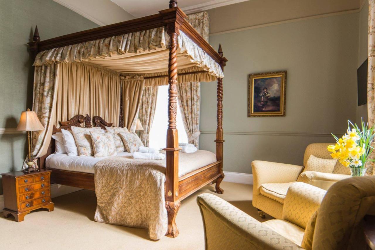 קריקהוול The Manor Hotel מראה חיצוני תמונה