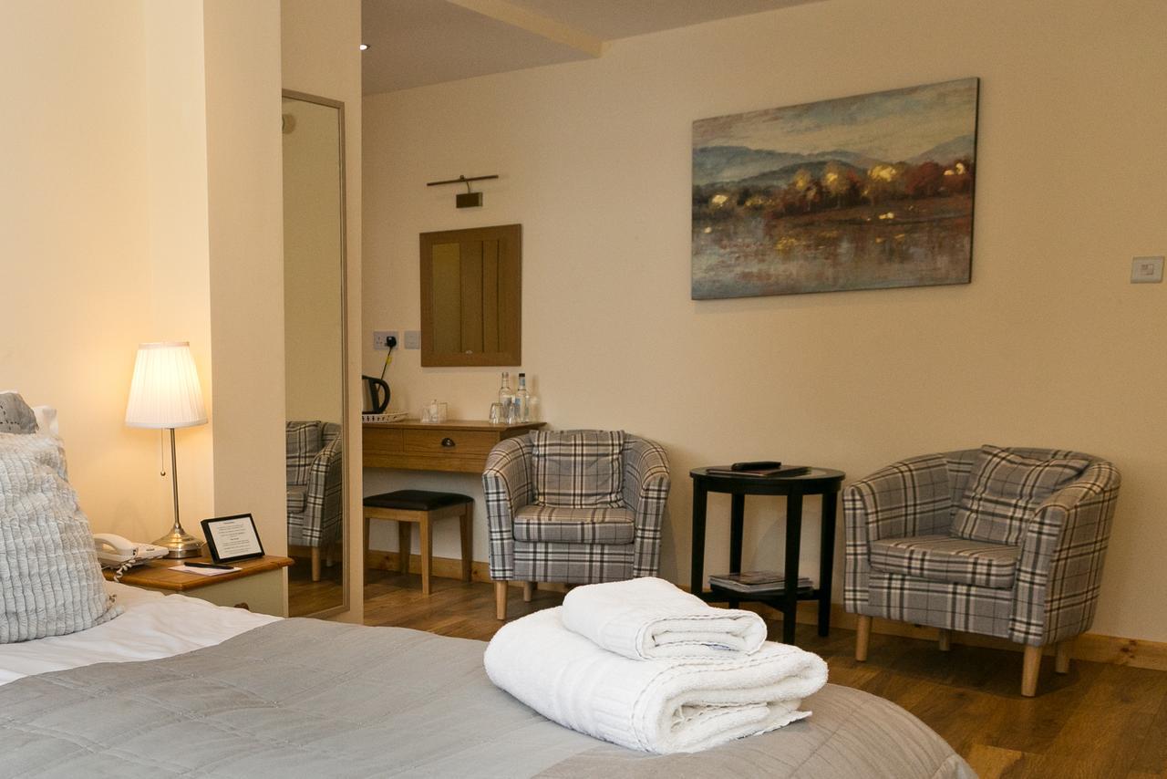 קריקהוול The Manor Hotel מראה חיצוני תמונה